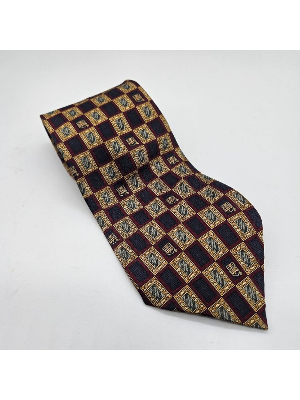 Vintage UPS Silk Tie Geometric Pattern Red gold Countess Mara Classic stytle